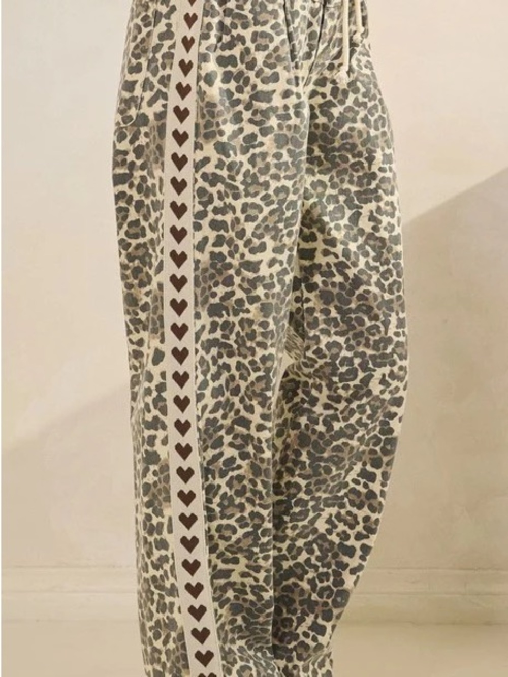 Vervet Leopard Side Stripe Brown Heart Wide Legged Denim Pant